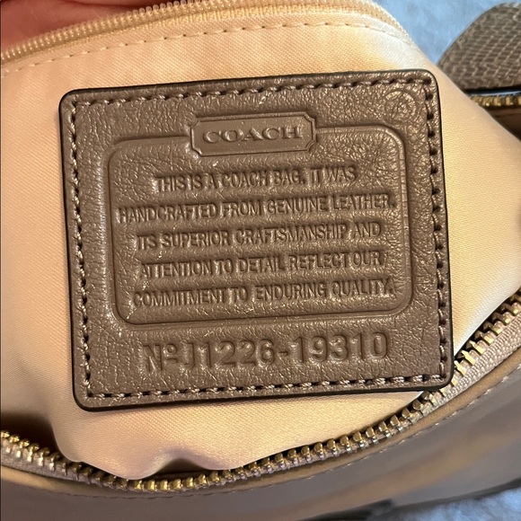 Coach Kristin Spectator Gray/Tan Leather Shoulder Bag in Amazing Condition - Picture 12 of 12